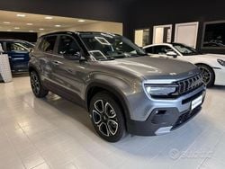 Grigio Usata 2024 Jeep Avenger Summit SUV | 24.500 € (Buon prezzo)