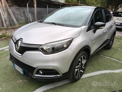 Grigio Usata 2014 Renault Captur SUV | 7499 € (Buon prezzo)