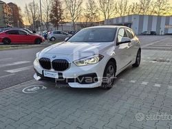 Bianco Usata 2021 BMW 118 Advantage Due volumi | 22.500 € (Buon prezzo)