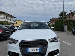 Usata 2015 Audi A1 Sportback Ambition Due volumi | 11.000 € (Cara)
