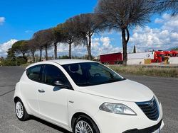Bianco Usata 2012 Lancia Ypsilon Silver Due volumi | 5800 € (Buon prezzo)