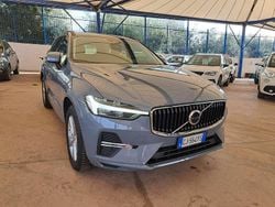 Grigio Usata 2022 Volvo XC60 Momentum SUV | 32.700 € (Ottimo prezzo)