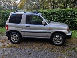 Grigio Usata 2001 Mitsubishi Pajero SUV | 8900 € (Molto cara)