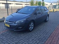 Nero Usata 2014 Opel Astra Station wagon | 7500 € (Molto cara)