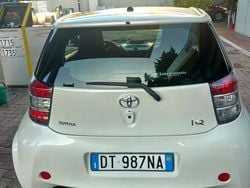 Bianco Usata 2009 Toyota iQ Due volumi | 12.000 €