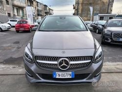 Grigio Usata 2018 Mercedes B180 Premium Monovolume | 15.000 € (Buon prezzo)