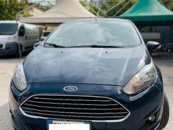 Blu Usata 2015 Ford Fiesta Business Edition Tre volumi | 5000 € (Buon prezzo)
