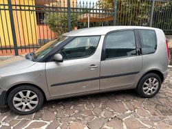 Usata 2008 Skoda Roomster Monovolume | 999 €
