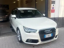 Bianco Usata 2011 Audi A1 Ambition Due volumi | 7499 € (Buon prezzo)