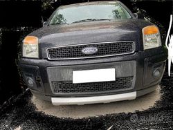 Nero Usata 2010 Ford Fusion Tre volumi | 2500 € (Ottimo prezzo)