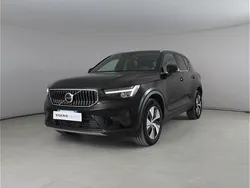 Nero Usata 2022 Volvo XC40 Core SUV | 27.800 € (Buon prezzo)