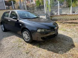 Nero Usata 2007 Alfa Romeo 147 Due volumi | 1100 € (Super prezzo)