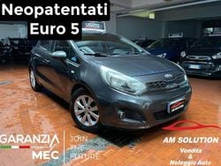 Grigio Usata 2013 Kia Rio Tre volumi | 5950 € (Buon prezzo)