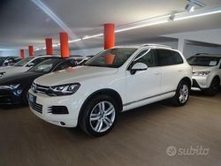 Bianco Usata 2011 VW Touareg SUV | 18.900 € (Molto cara)