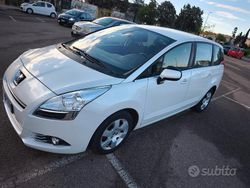 Bianco Usata 2012 Peugeot 5008 Monovolume | 4900 € (Buon prezzo)