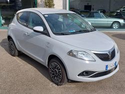 Grigio Usata 2016 Lancia Ypsilon Due volumi | 7800 € (Cara)