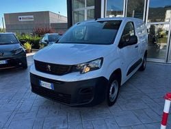 Bianco Usata 2023 Peugeot Partner Premium Monovolume | 13.500 € (Ottimo prezzo)