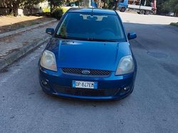 Blu Usata 2008 Ford Fiesta Due volumi | 2600 € (Buon prezzo)