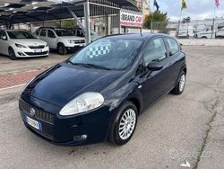 Blu Usata 2011 Fiat Grande Punto Due volumi | 3800 € (Buon prezzo)