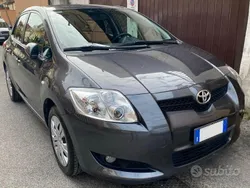 Usata 2008 Toyota Auris Tre volumi | 6900 € (Cara)