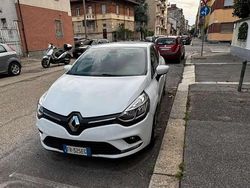 Usata 2018 Renault Clio IV Zen Tre volumi | 9600 € (Buon prezzo)
