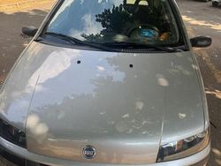 Grigio Usata 2002 Fiat Punto Due volumi | 2000 € (Buon prezzo)