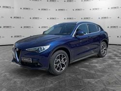 Blu/azzurro Usata 2018 Alfa Romeo Stelvio Super SUV | 15.900 € (Buon prezzo)