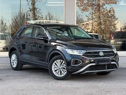 Nero Usata 2023 VW T-Roc Life SUV | 20.500 € (Buon prezzo)