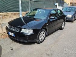 Nero Usata 2001 Audi A3 Tre volumi | 3200 € (Buon prezzo)