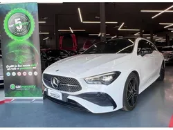 Bianco(met.) Usata 2023 Mercedes 220 AMG Line Premium Plus Tre volumi | 34.900 € (Ottimo prezzo)