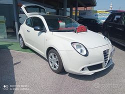 Bianco Usata 2011 Alfa Romeo MiTo Progression Due volumi | 5600 € (Cara)