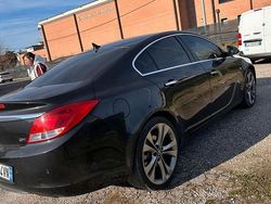 Nero Usata 2010 Opel Insignia Tre volumi | 4500 €