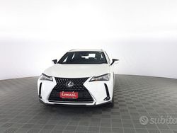 Bianco perla Usata 2024 Lexus UX SUV | 29.900 € (Buon prezzo)