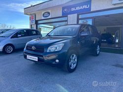 Grigio Usata 2006 Toyota RAV4 Sol SUV | 7500 € (Cara)