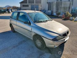 Grigio Usata 1999 Lancia Ypsilon Due volumi | 999 € (Buon prezzo)