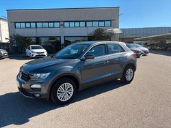 Grigio Usata 2020 VW T-Roc Business SUV | 21.000 € (Buon prezzo)