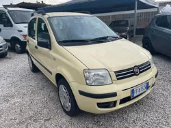 Giallo Usata 2009 Fiat Panda Due volumi | 3000 € (Buon prezzo)