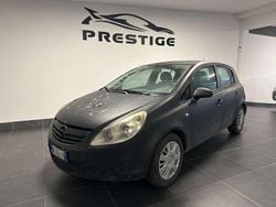Wrap nero opaco Usata 2006 Opel Corsa Tre volumi | 1199 € (Buon prezzo)