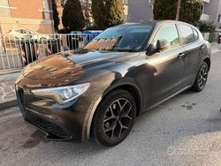 Usata 2020 Alfa Romeo Stelvio Sprint SUV | 18.500 € (Buon prezzo)