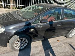 Usata 2011 Fiat Punto Evo Due volumi | 2900 € (Ottimo prezzo)