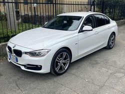 Usata 2012 BMW 318 Sport Line Tre volumi | 8400 € (Cara)