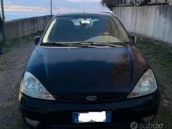 Nero Usata 2002 Ford Focus Tre volumi | 1900 € (Buon prezzo)