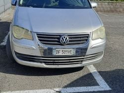 Grigio Usata 2007 VW Touran Monovolume | 4000 € (Buon prezzo)