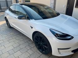 Usata 2020 Tesla Model 3 Tre volumi | 25.600 € (Cara)