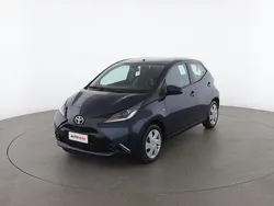 Blu Usata 2015 Toyota Aygo X-play Due volumi | 9499 € (Buon prezzo)
