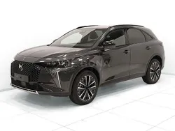 Grigio Nuova 2024 DS Automobiles DS7 Crossback SUV | 37.300 € (Buon prezzo)