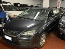 Grigio scuro metallizzato Usata 2006 Ford Focus S Station wagon | 1500 € (Ottimo prezzo)