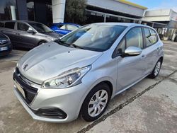 Argento Usata 2016 Peugeot 208 Allure Due volumi | 7600 € (Cara)