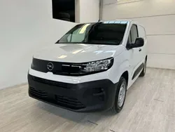 Bianco Nuova 2025 Opel Combo S Monovolume | 19.850 €