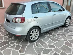 Usata 2005 VW Golf Plus Monovolume | 3500 € (Molto cara)